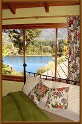Bedroom of apt. Arrayanes - Bariloche  Moreno lake view